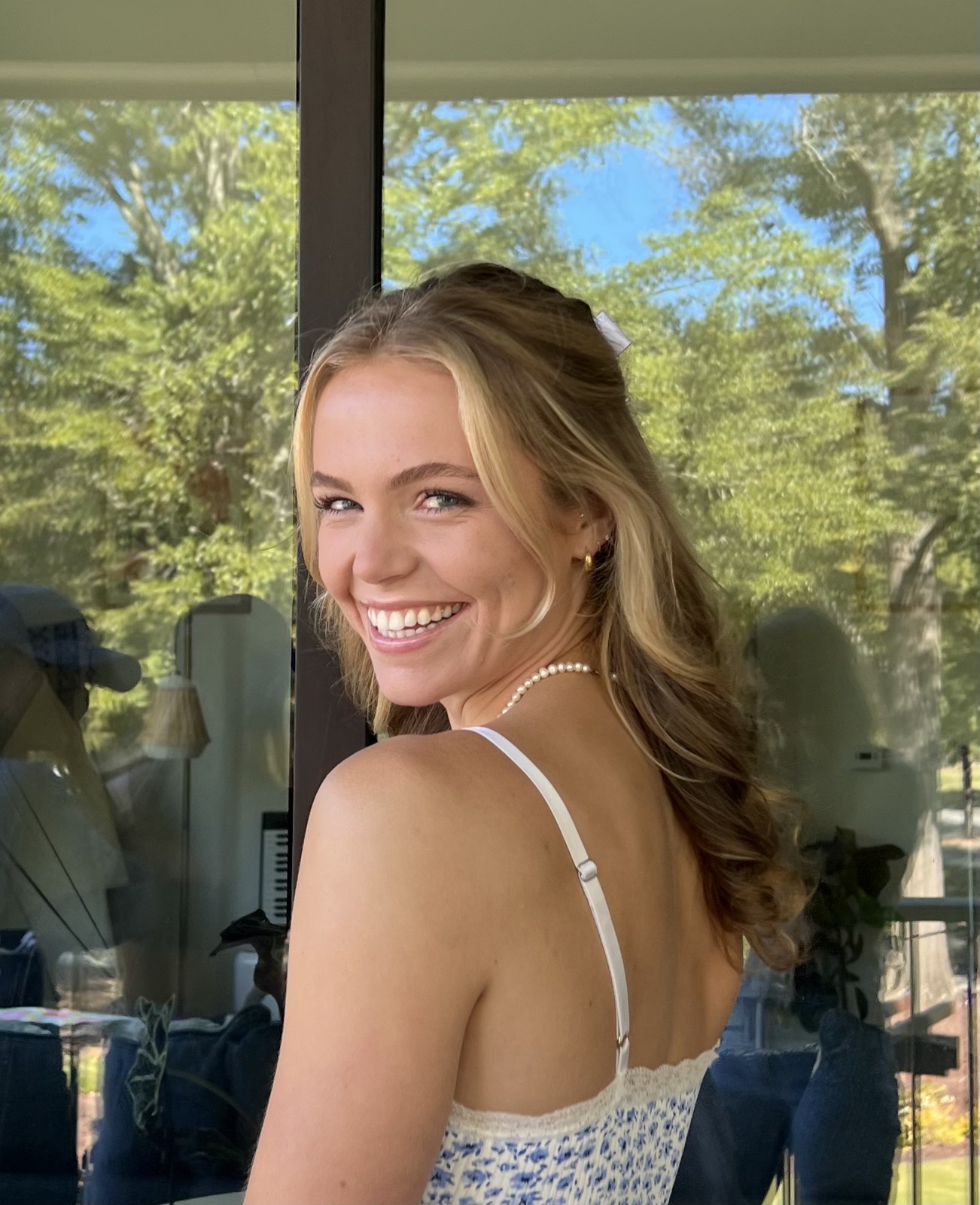 Portrait of Lily, founder of The Lily Perspective